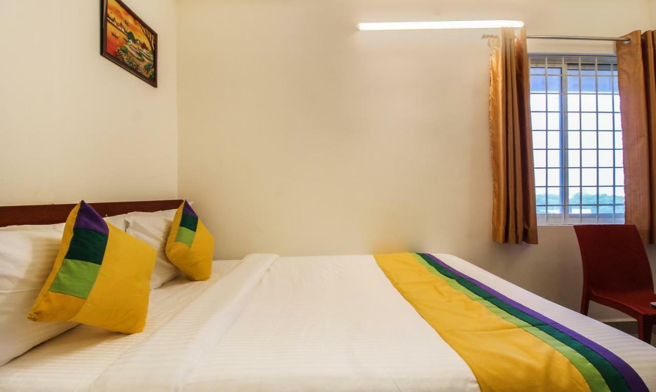 Itsy Hotels Riyas Grand Tirupati Exterior foto